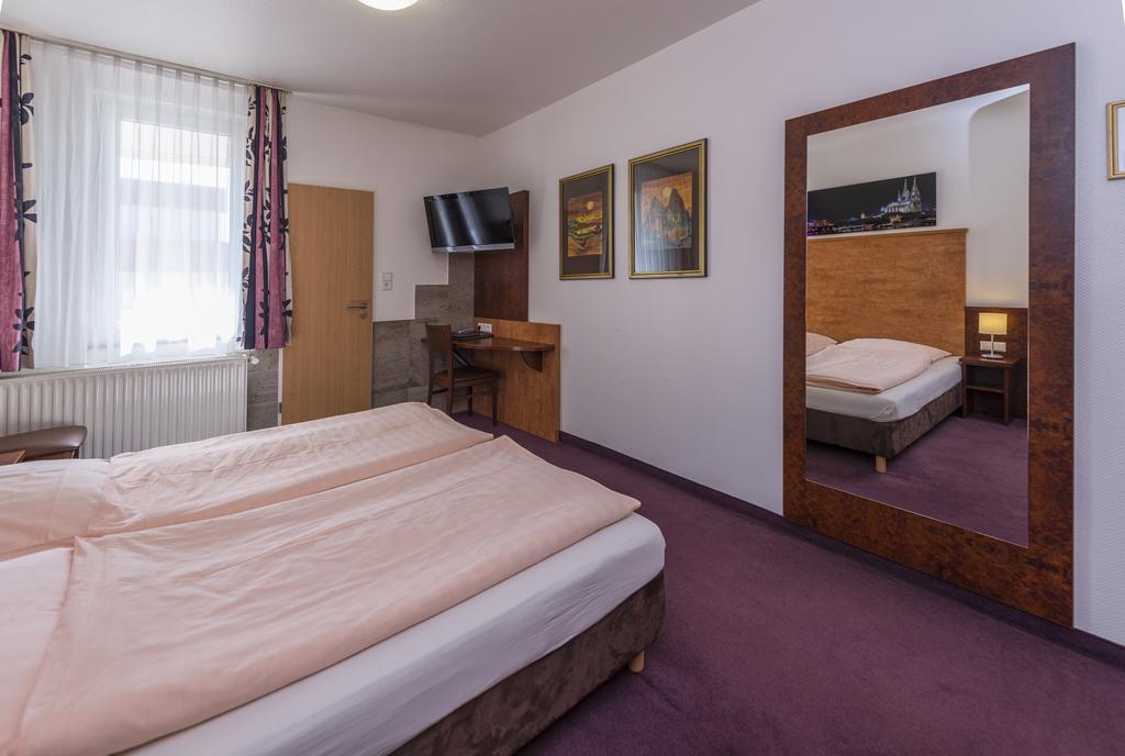 Hotel Breslauer Hof Am Dom Köln