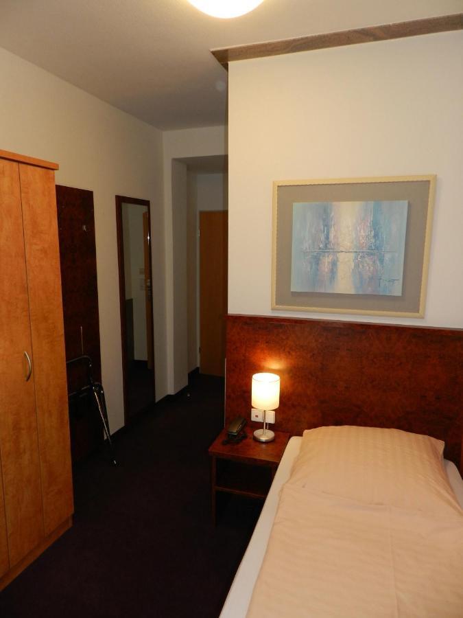 Hotel Breslauer Hof Am Dom 3*
